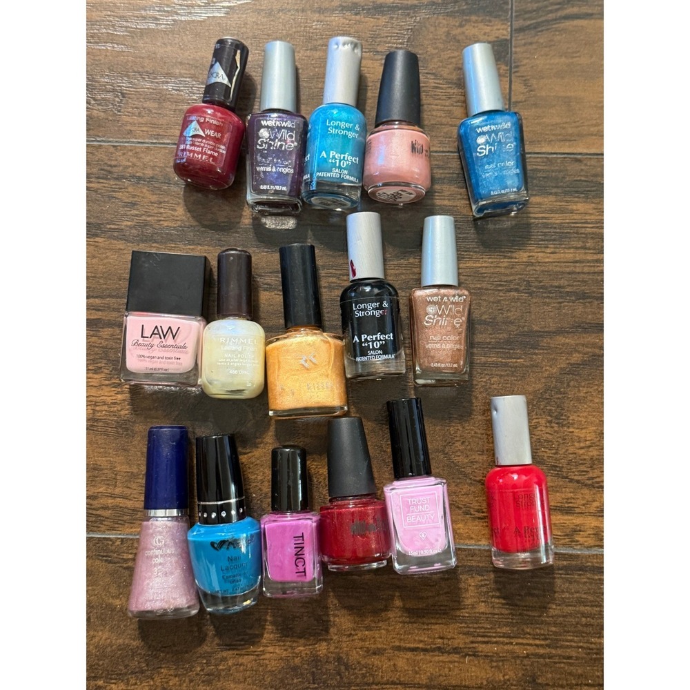Mixed Nail Polish Lot 17 Bottles Wet n Wild Rimmel Trust Fund Beauty Assorted